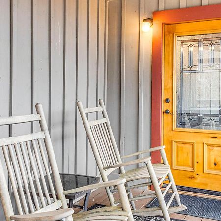 Spacious Gatlinburg Cabin With Hot Tub And Game Room! Buitenkant foto